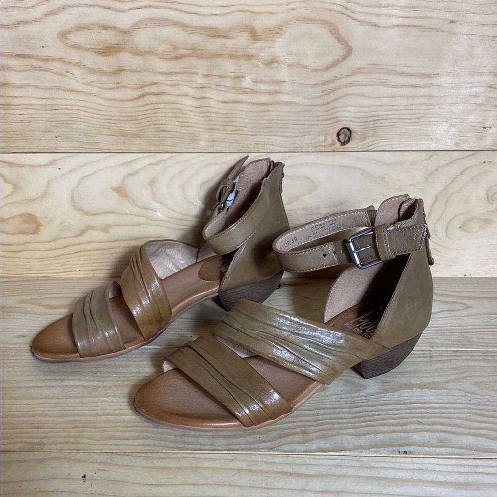 Miz Mooz Cassie brown leather heeled sandals size wide‎ 38